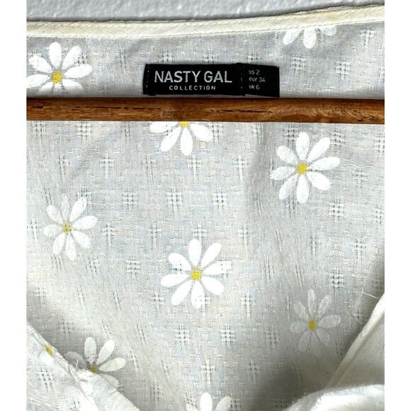 Daisies crop top size XS - 2, Nasty Gal - Picture 3 of 6